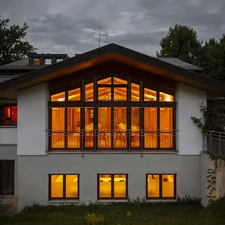 Waldhotel Geländer Hotel 3*