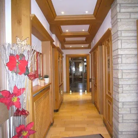 Waldhotel Gelaender 酒店 Schernfeld