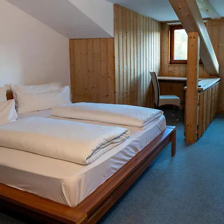 Waldhotel Gelaender