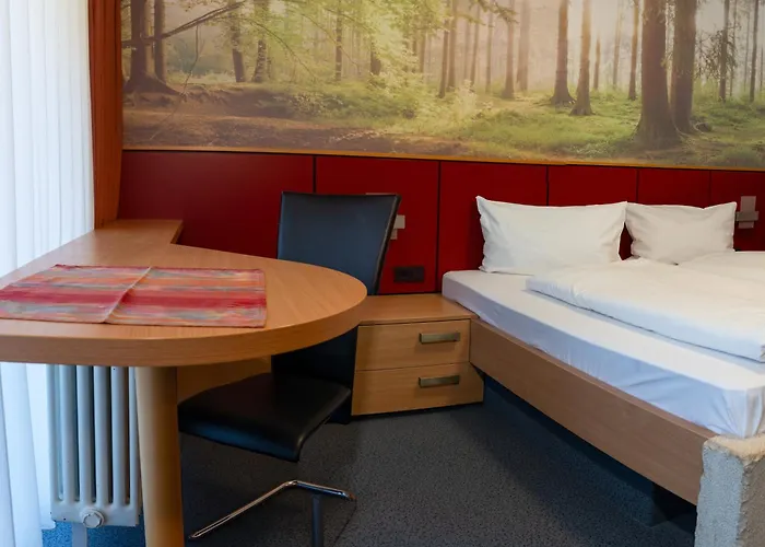 Waldhotel Gelaender Schernfeld